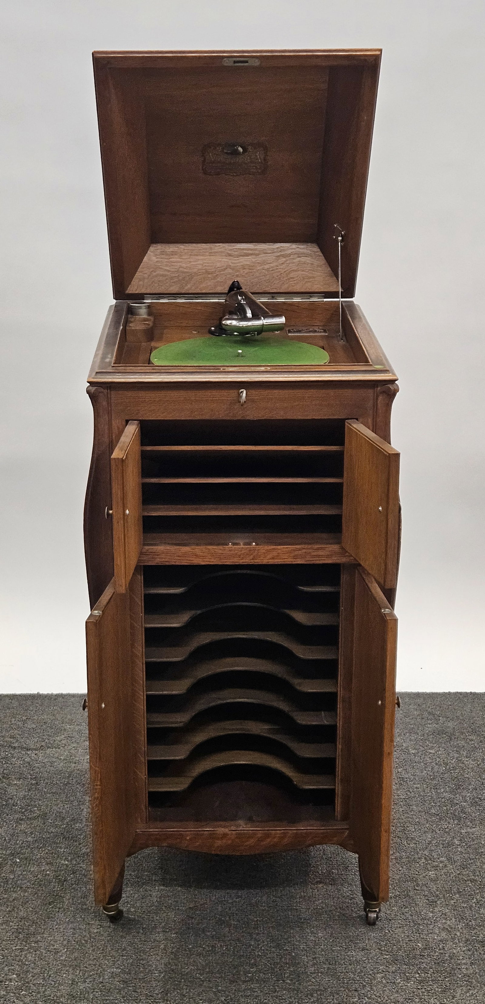 VICTOR VICTROLA XI - 2