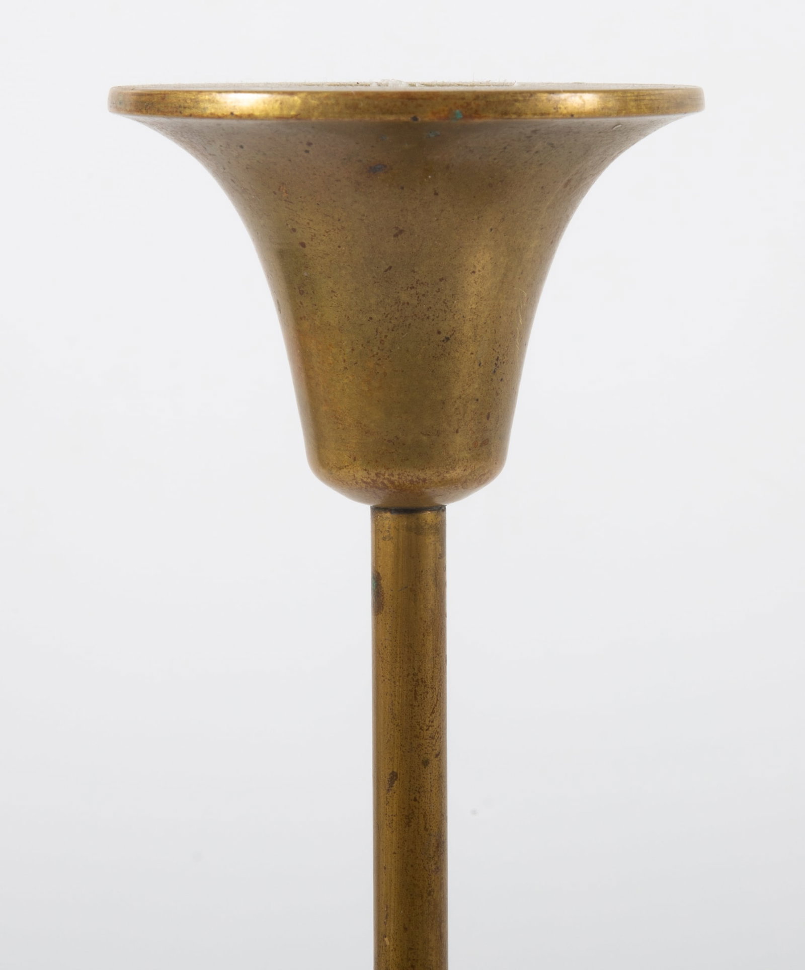 (2) VINTAGE BRASS CANDLESTICKS - 5