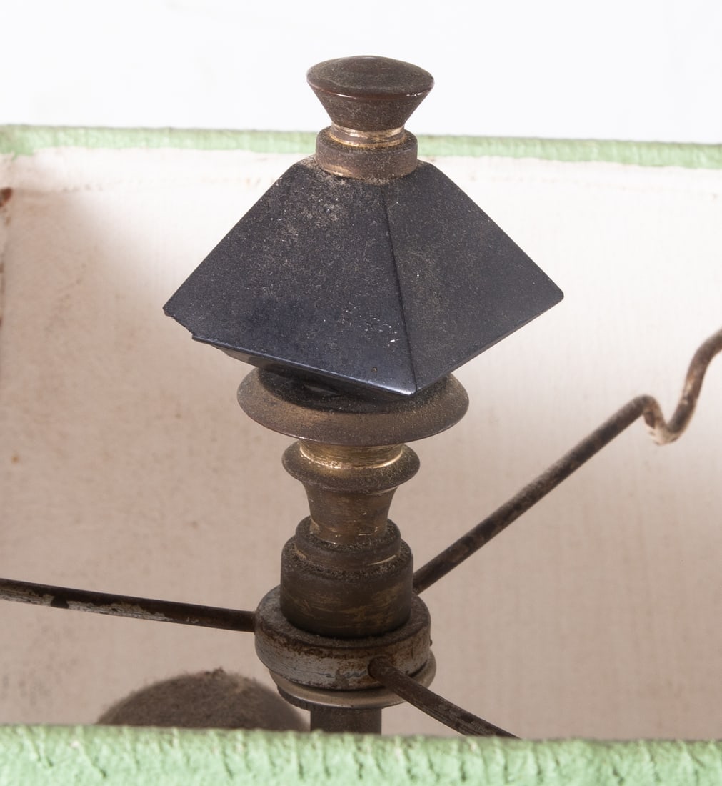 DECO TABLE LAMP - 4