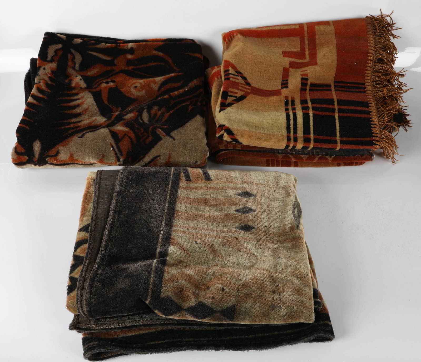 (3) PIECES DECO FABRIC (1 of 3)