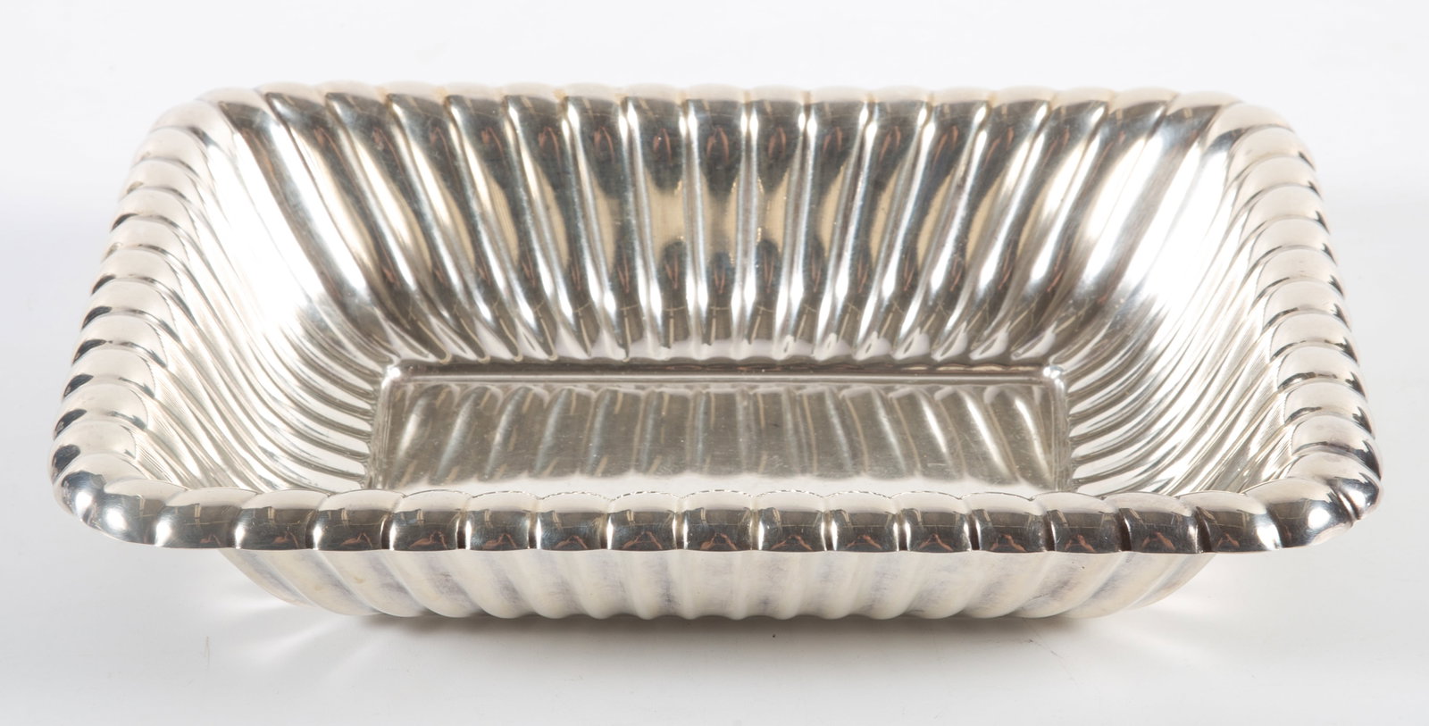 REED & BARTON STERLING DISH: Ribbed low rectangular dish; X303F; H-2"xL-9"; 11.8 T.O.; normal wear, VG