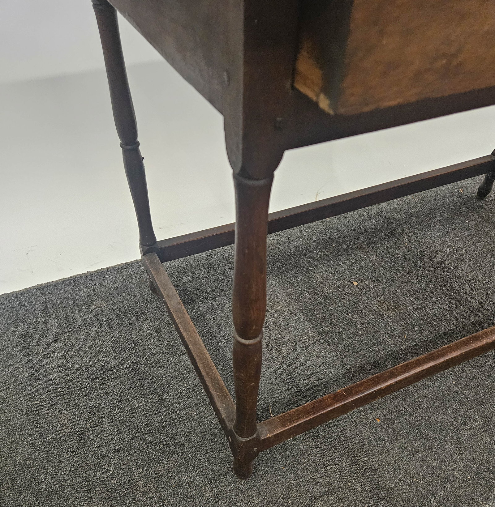 SINGLE DRAWER TAVERN TABLE - 5
