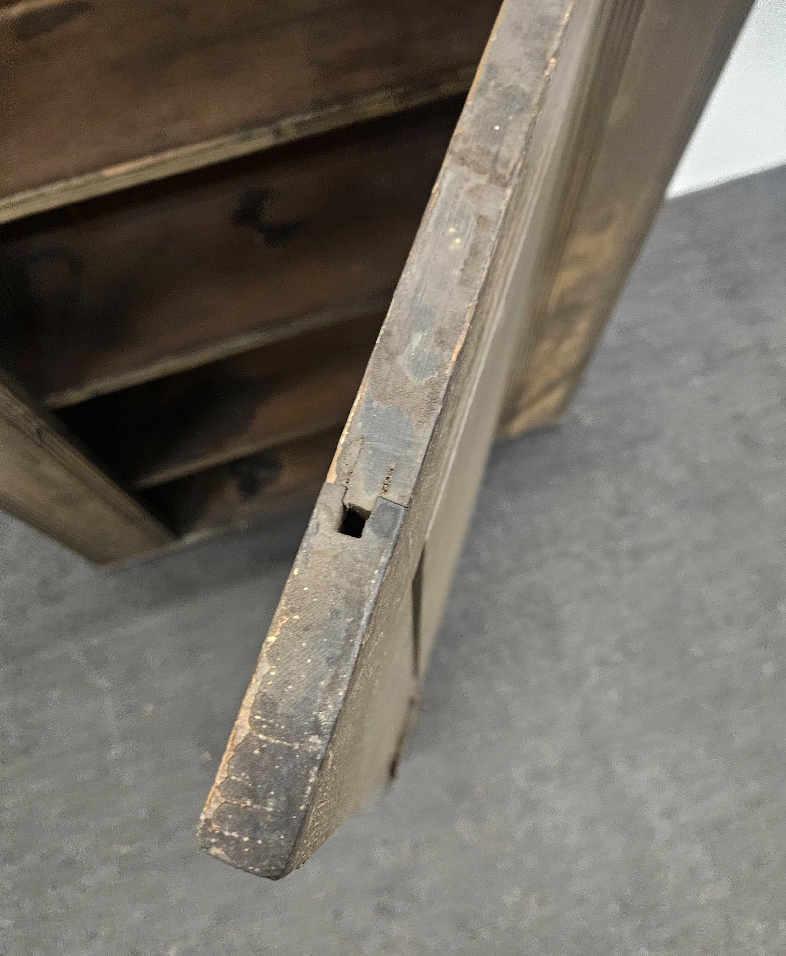 VINTAGE HANGING CABINET - 5