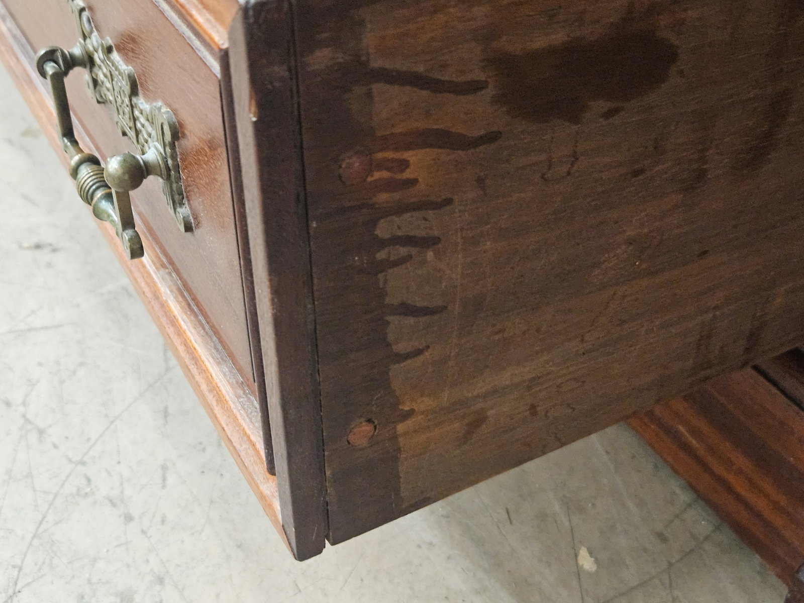 WALNUT VICTORIAN ARMOIRE - 11