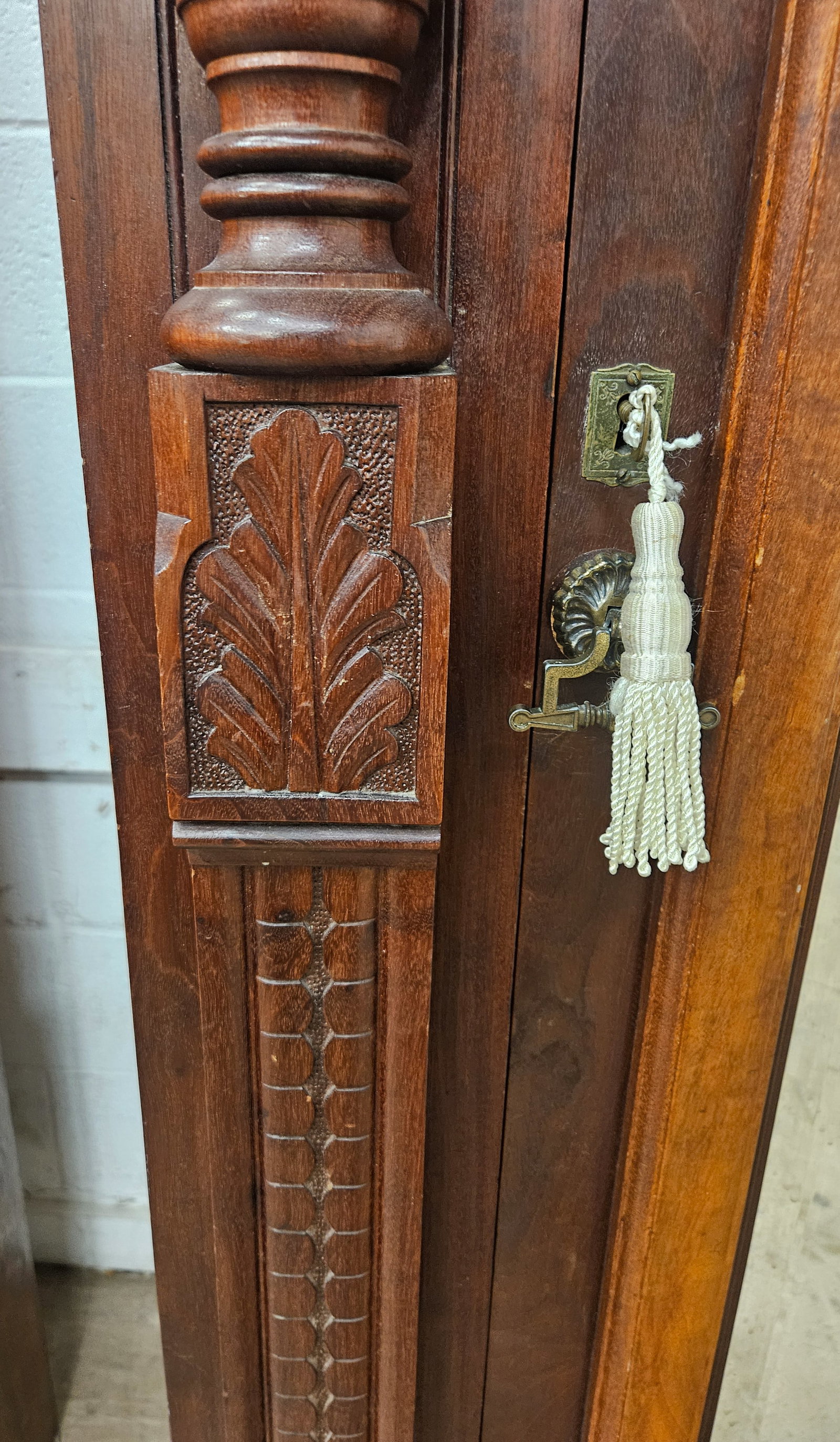 WALNUT VICTORIAN ARMOIRE - 4