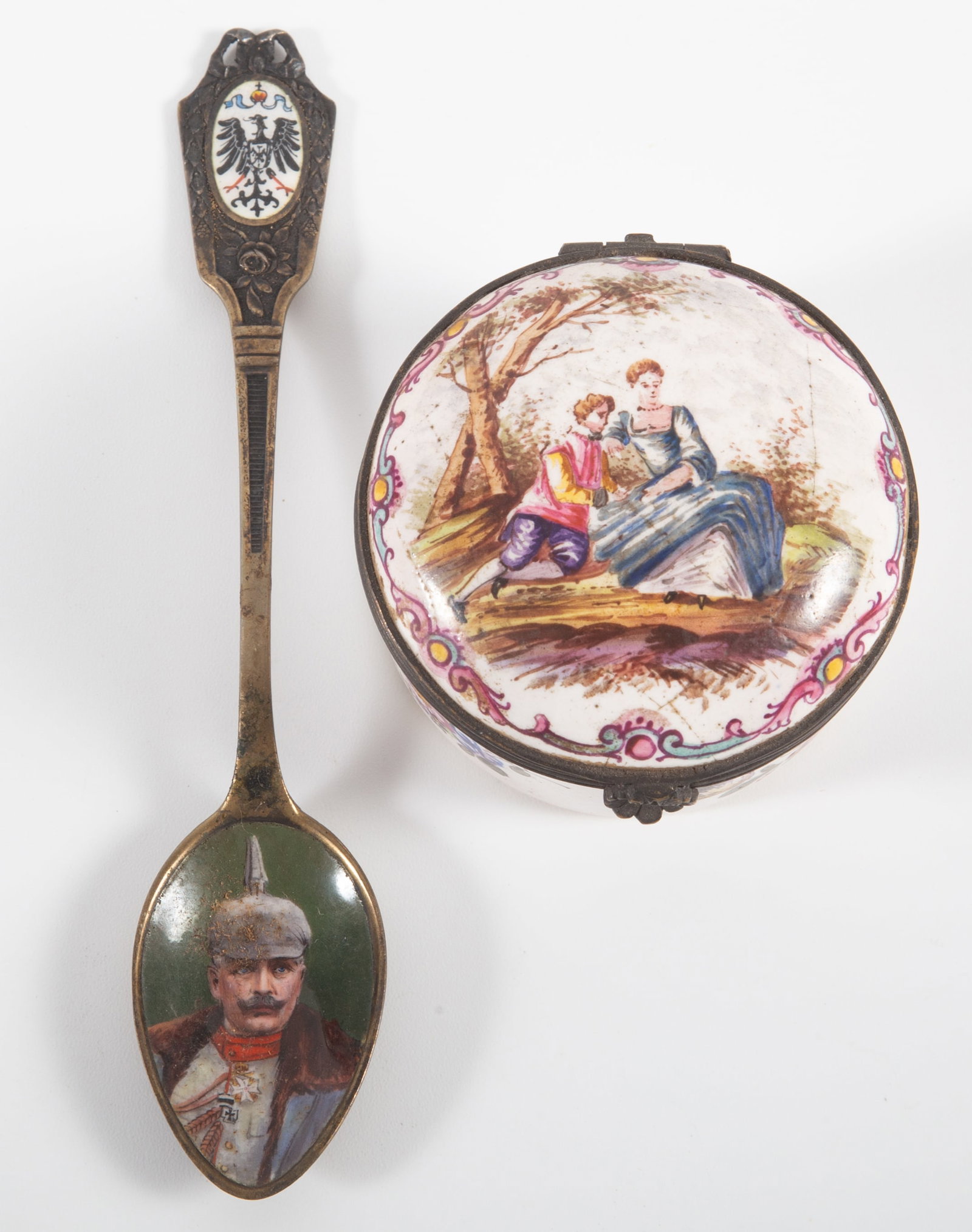 (3) OBJET D'ART - 2