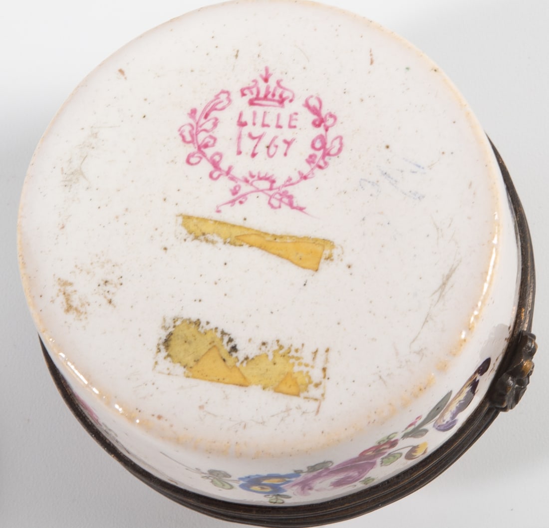 (3) OBJET D'ART - 3