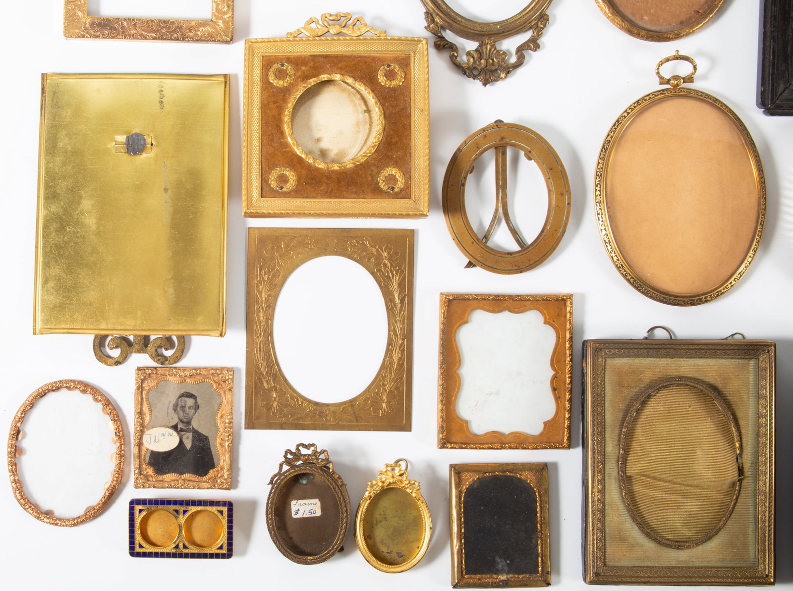 (27+/-) MINIATURE FRAMES - 2