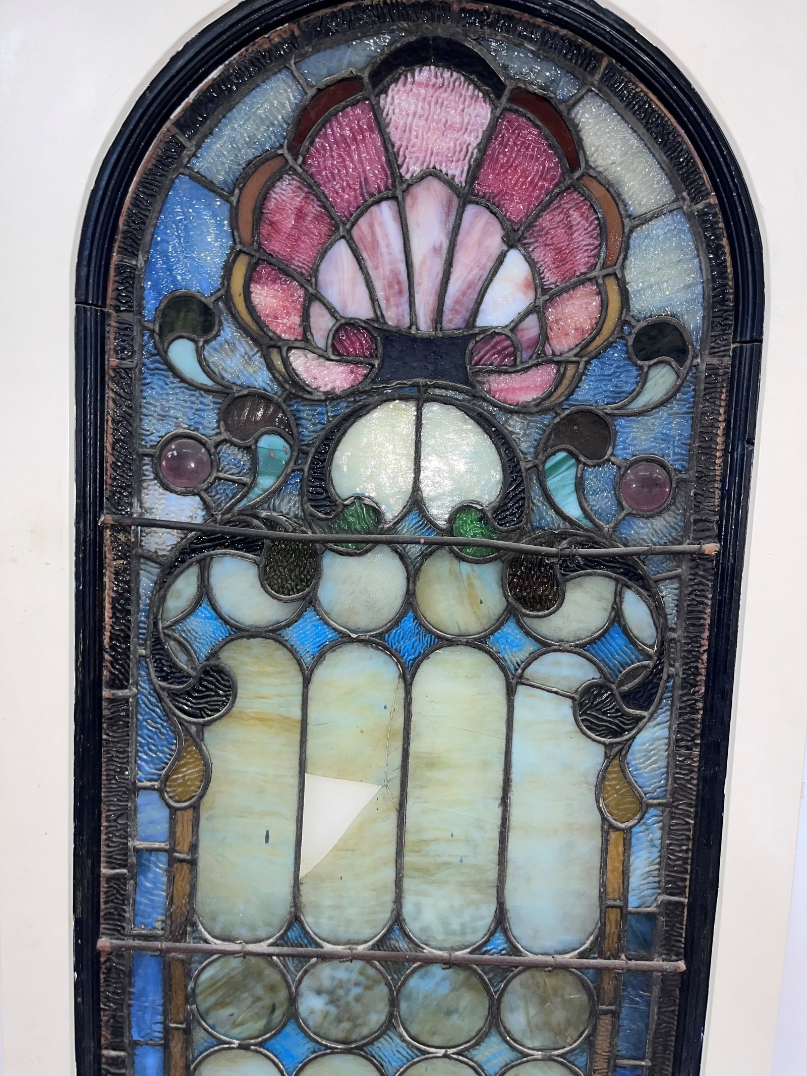 STAINED GLASS DOOR - 2