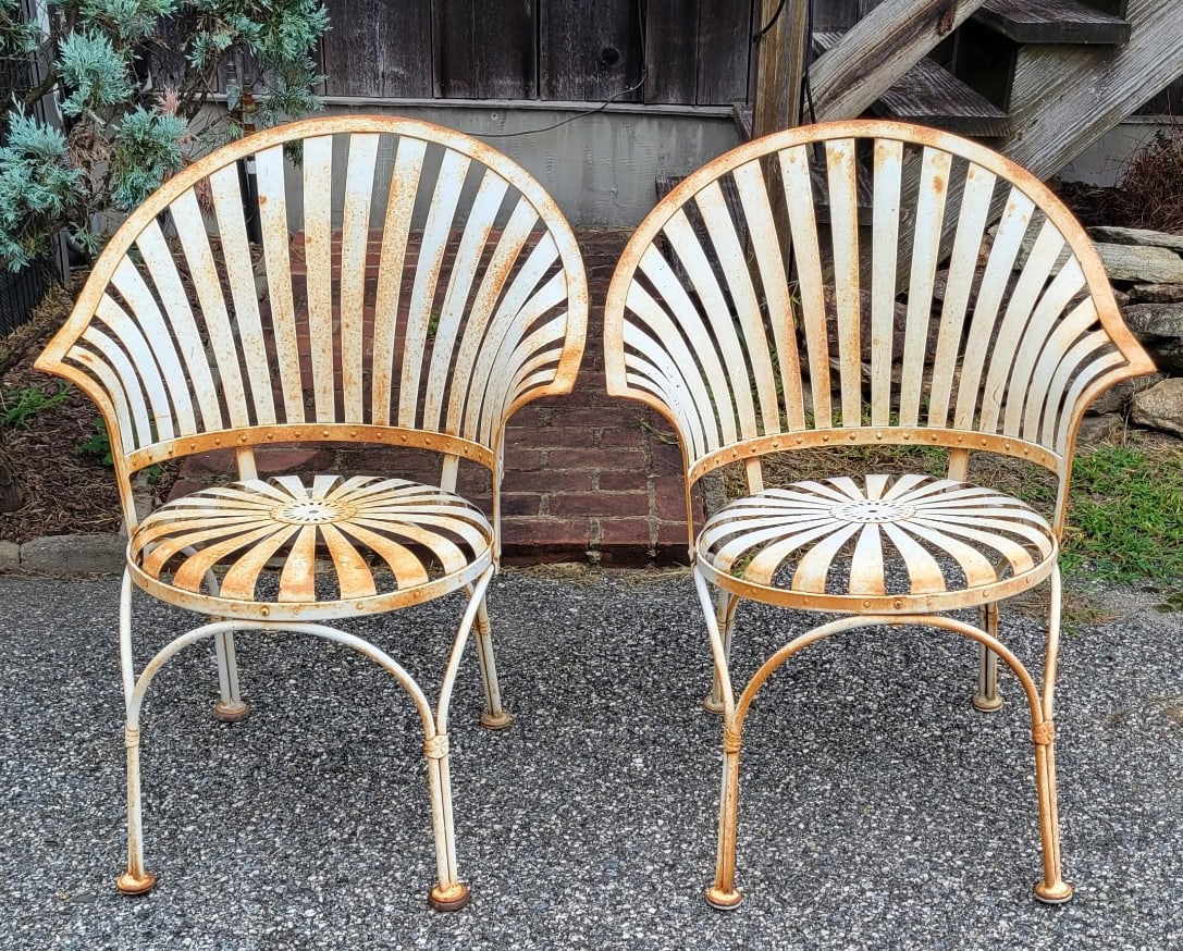 (2) METAL BALLOON CHAIRS: White, H-33"xW-26 1/2", needs repainting, G