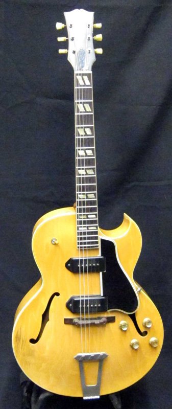 GIBSON ES175D ELECTRIC GUITAR: Arch top, A23595; minor scratches; L-41", G-VG