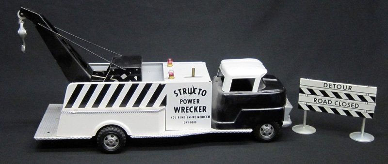 STRUCTO POWER WRECKER: "You Bend Them - We mend Them"; original box missing (1) flap; original assembly sheet; L-20", VG-EX