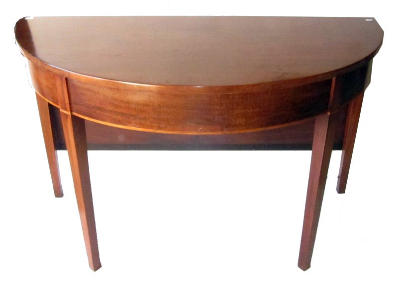 HEPPLEWHITE BANQUET END: Mahogany, simple band apron inlay; straight tapered legs; drop leaf; H-28", W-48", G-VG