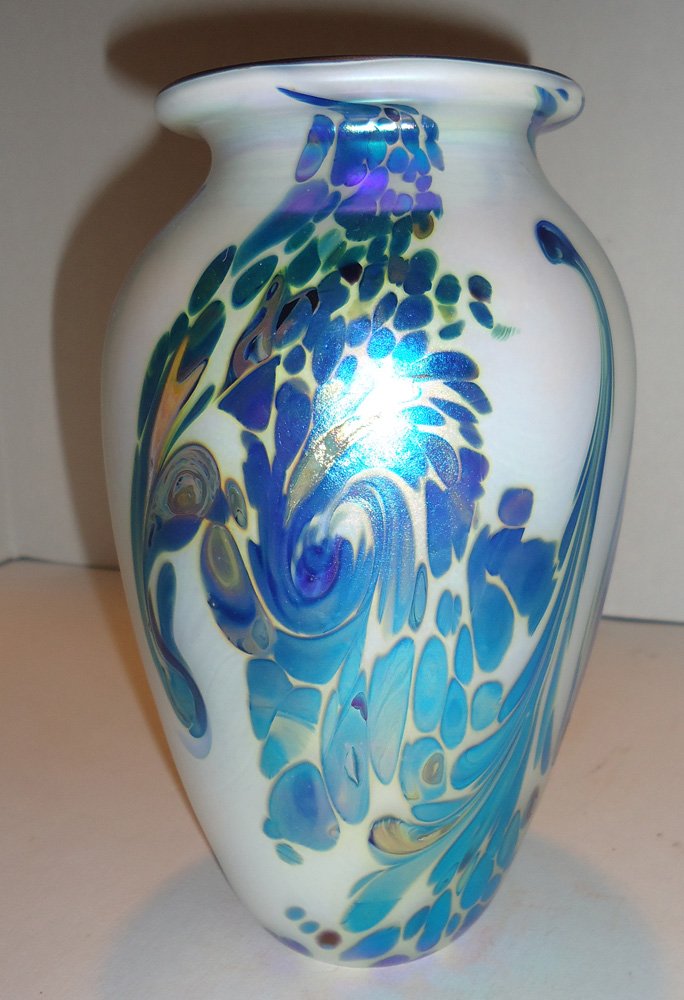 Art Glass Vase (1 of 3)