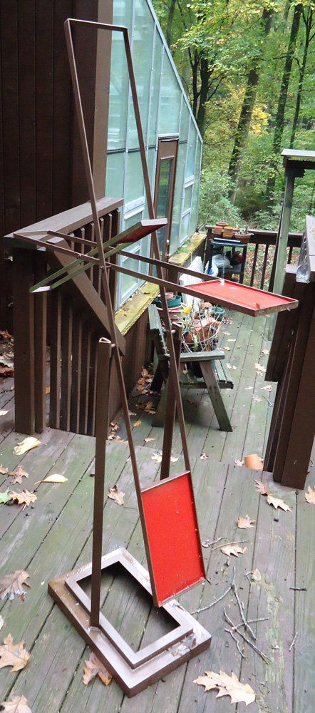 Outdoor Kinetic Sculpture (1 of 2)