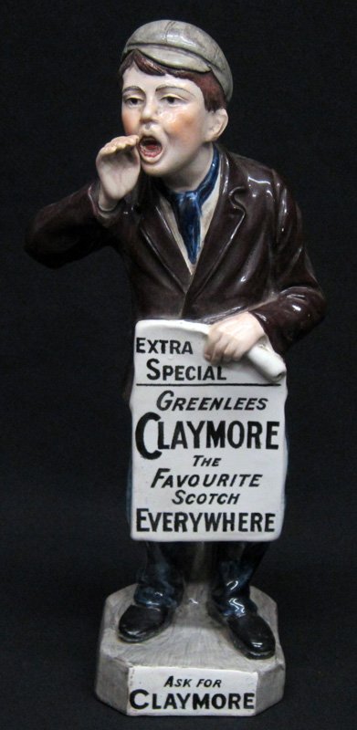 CLAYMORE SCOTCH NEWSBOY FIGURE (1 of 1)
