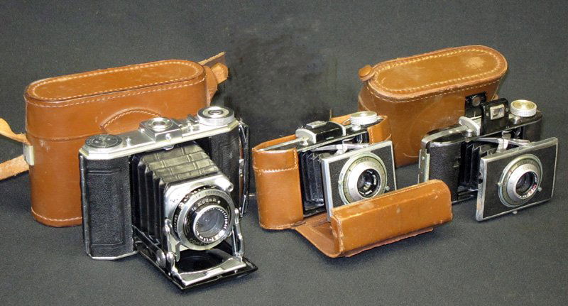 FOLDING CAMERAS (3) (1 of 1)