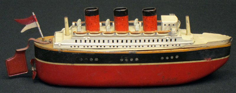 OCEAN LINER TOY BOAT (1 of 1)