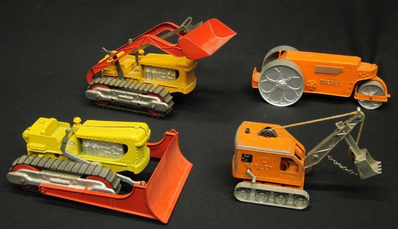 HUBLEY CONSTRUCTION TOYS (4) (1 of 1)