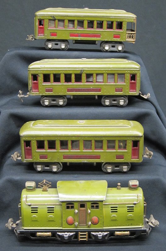 LIONEL TRAIN (1 of 1)