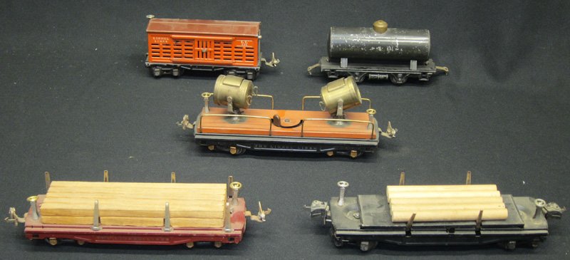 LIONEL TIN PLATE CARS (5) (1 of 1)