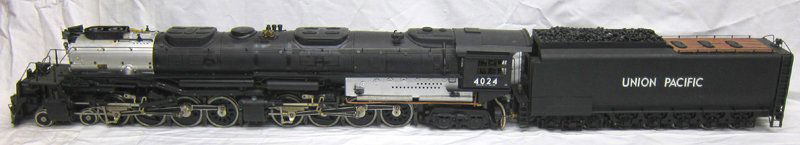 ASTER LIVE STEAM UNION PACIFIC BIG BOY #4024 (1 of 9)