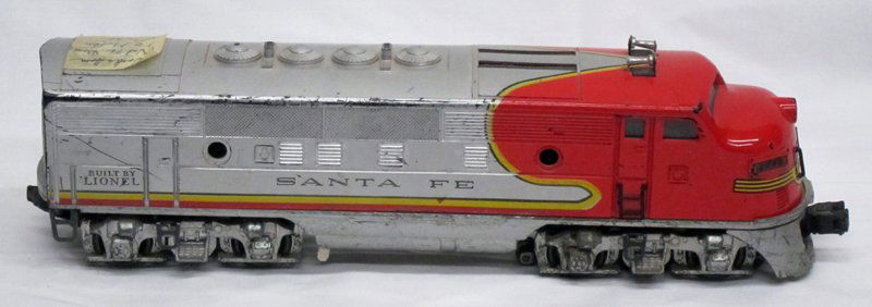 LIONEL SANTA FE ENGINE #2333 (1 of 1)