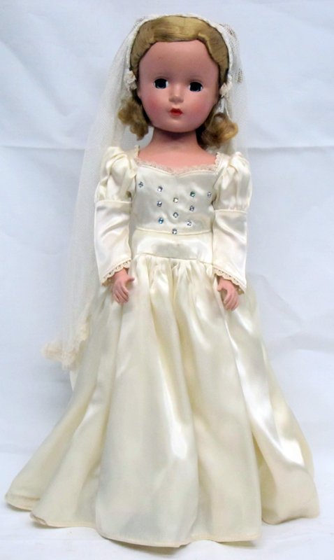 MADAME ALEXANDER WENDY BRIDE (1 of 1)