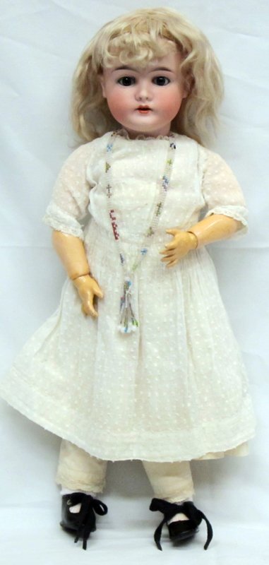 KARL HARTMANN BISQUE DOLL (1 of 1)