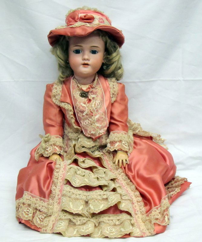 KLEY & HAHN WALKURE BISQUE DOLL (1 of 1)