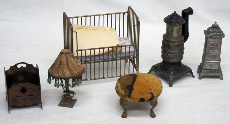 DOLL HOUSE ACCESSORIES (6) (1 of 1)