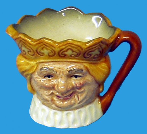 ROYAL DOULTON TINY OLD KING COLE 2411