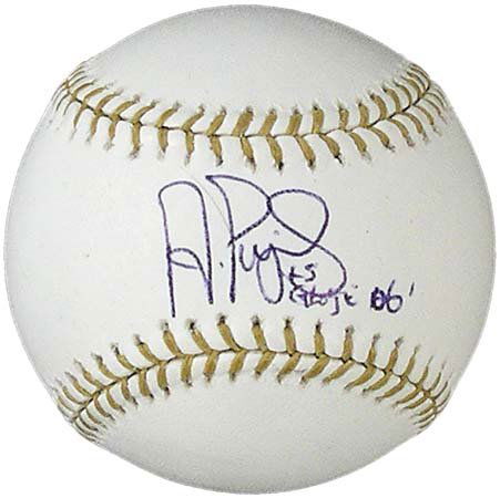 ALBERT PUJOLS SIGNED GOLD-GLOVE AWARD BASEBALL: Not only is Albert Pujols one of the greatest modern hitters the game has witnessed, he can also field his position. In 2006, he was awarded his first Gold Glove for First Base. This OML (Selig) baseb