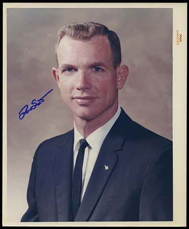 1966 DAVID SCOTT AUTOGRAPHED NASA PRINT: Vintage 1963 NASA issued color 8"x10" red ID press portrait photograph. Scott signed in blue sharpie. Superb item.