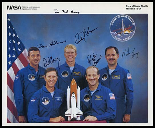 1988 STS-026 CREW SIGNED PHOTO