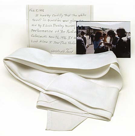 1976 ELVIS CONCERT SCARF GIVEN AWAY AT CONCERT