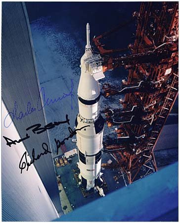 1969 AUTOGRAPHS COMPLETE CREW SIGNED PHOTO