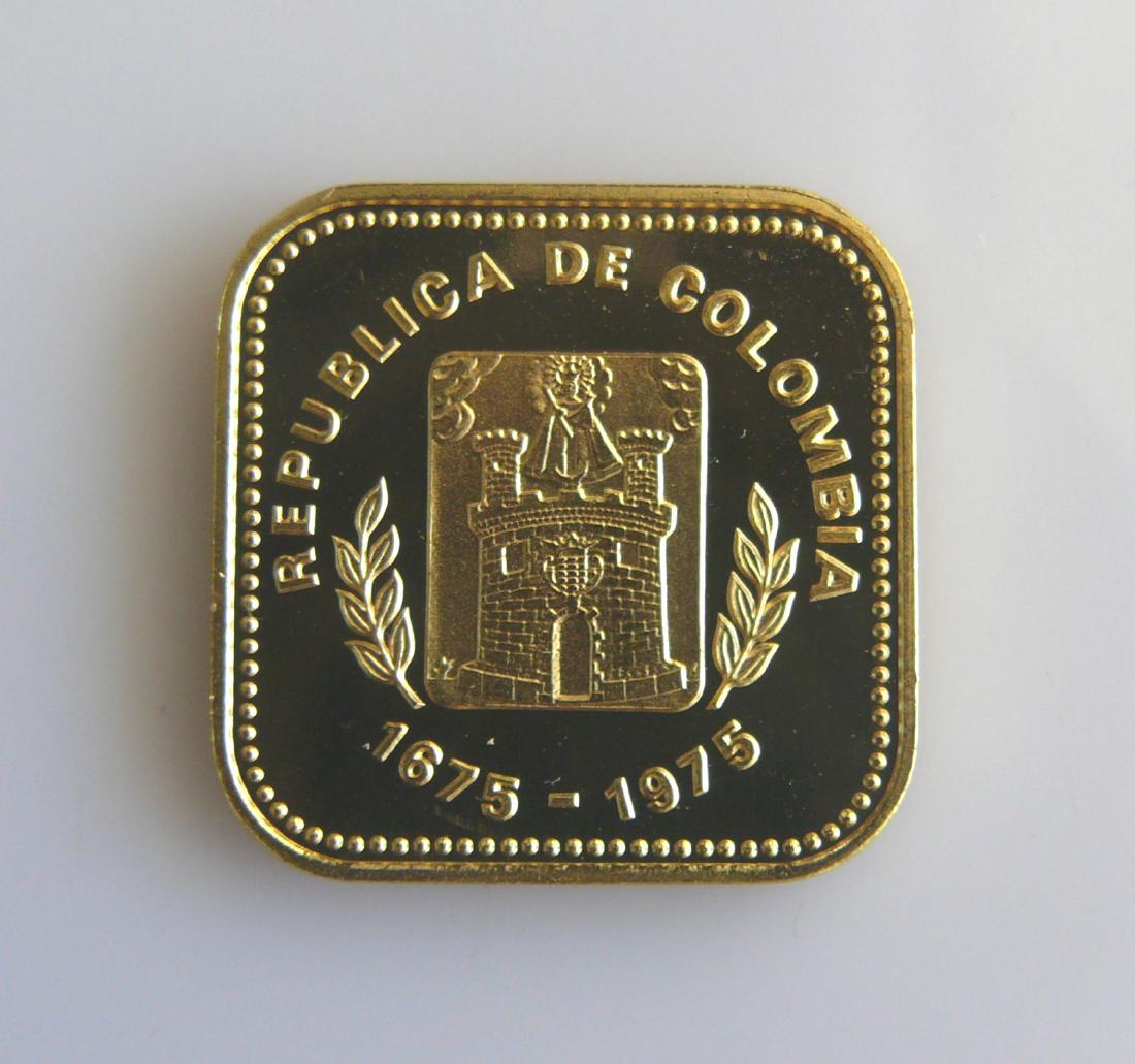 1975 Columbia Gold 2000 Peso KM262 (1 of 2)