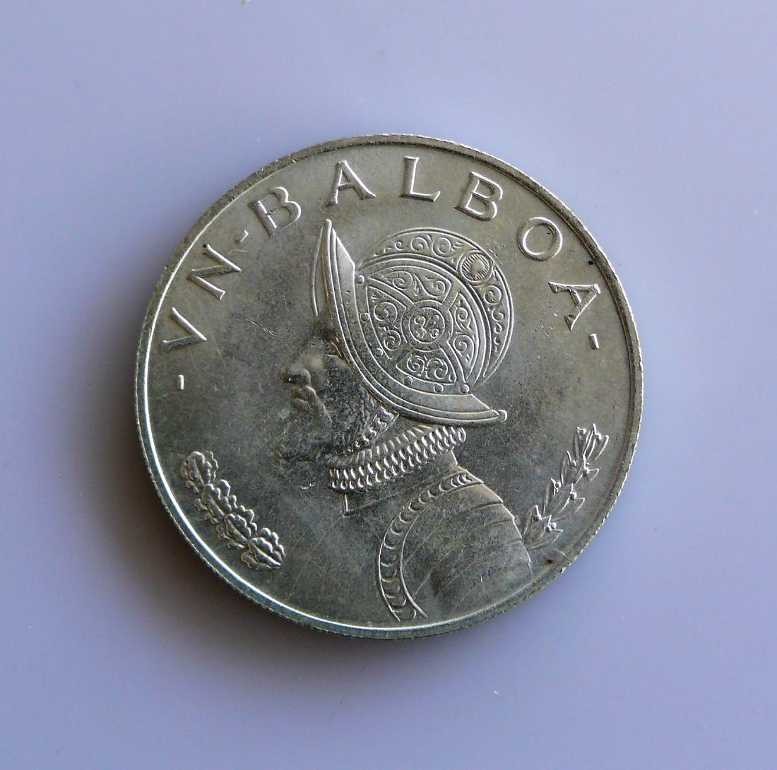 1966 Silver Briliant Uncirculated Panama Balboa (1 of 2)
