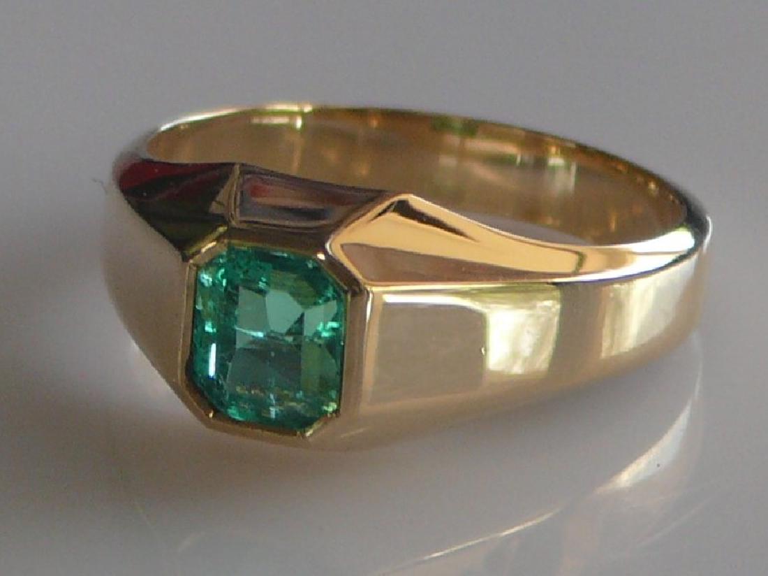 18k Emerald Solitaire Ring - Gem Quality (1 of 4)