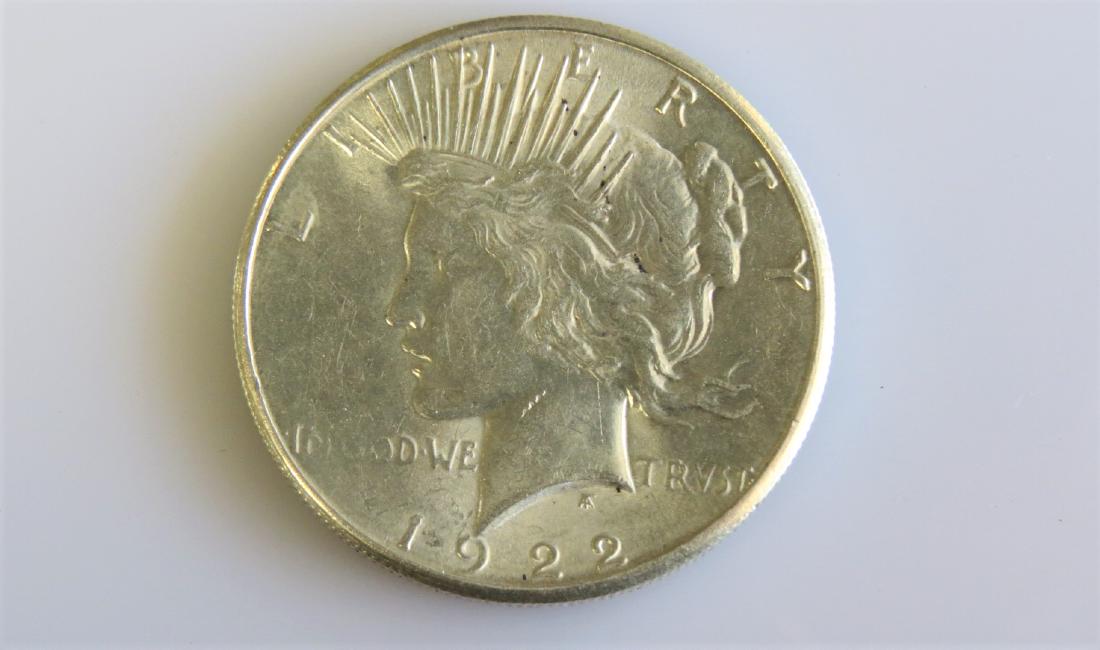 1922 S Peace Dollar Choice Uncirculated (1 of 2)