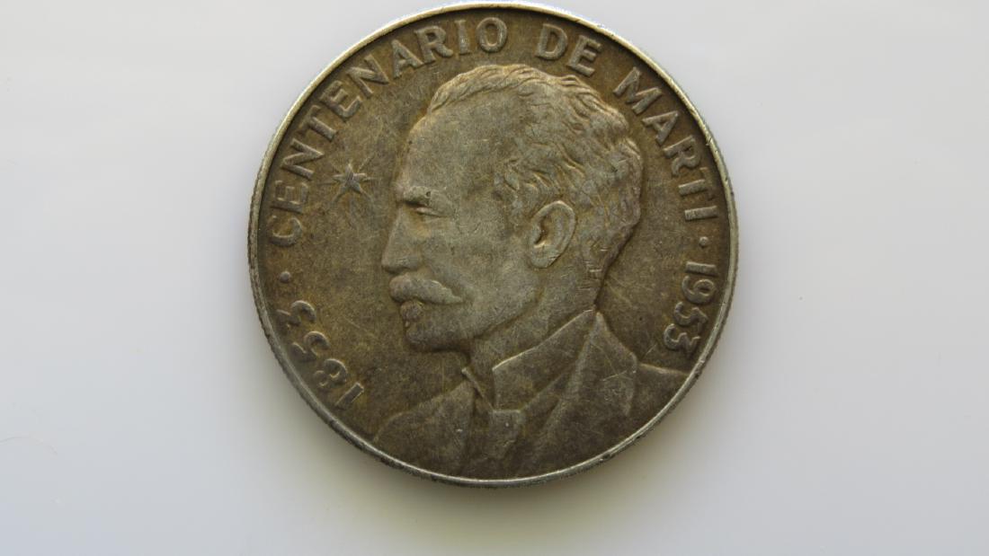 1953 Cuba Silver Un Peso Original Au-Unc. 1953 Cuba Un (1 of 2)