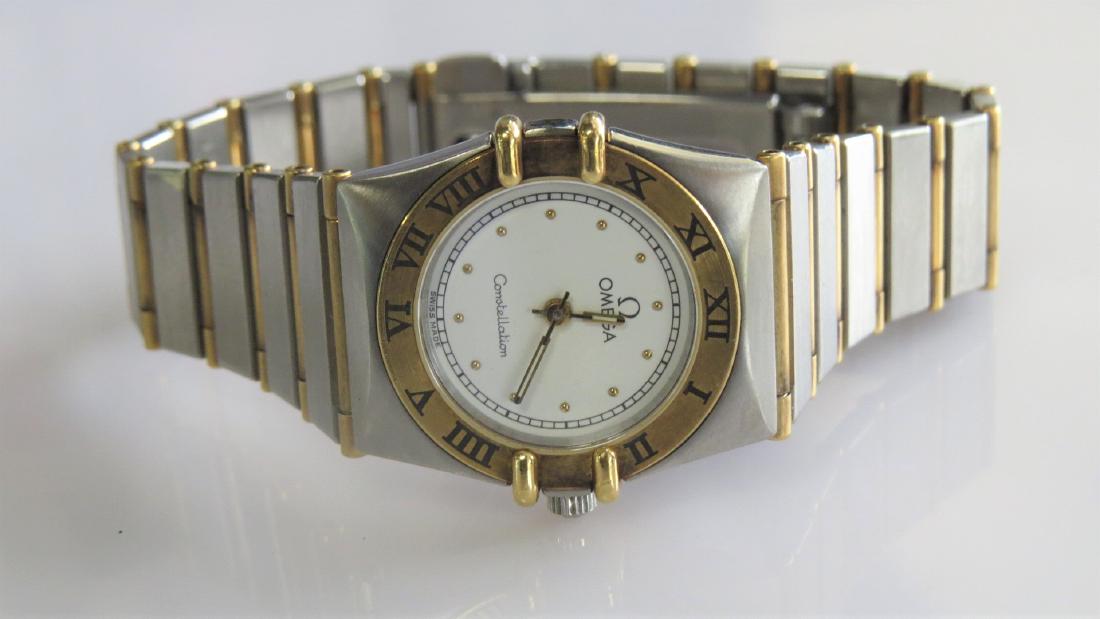Vintage Omega Constellation Watch: Vintage Omega Constellation wrist watch. Circa 1993. Serial number 54181135. Stainless steel. White face. 22mm case, 12mm band width. 40.2 grams.