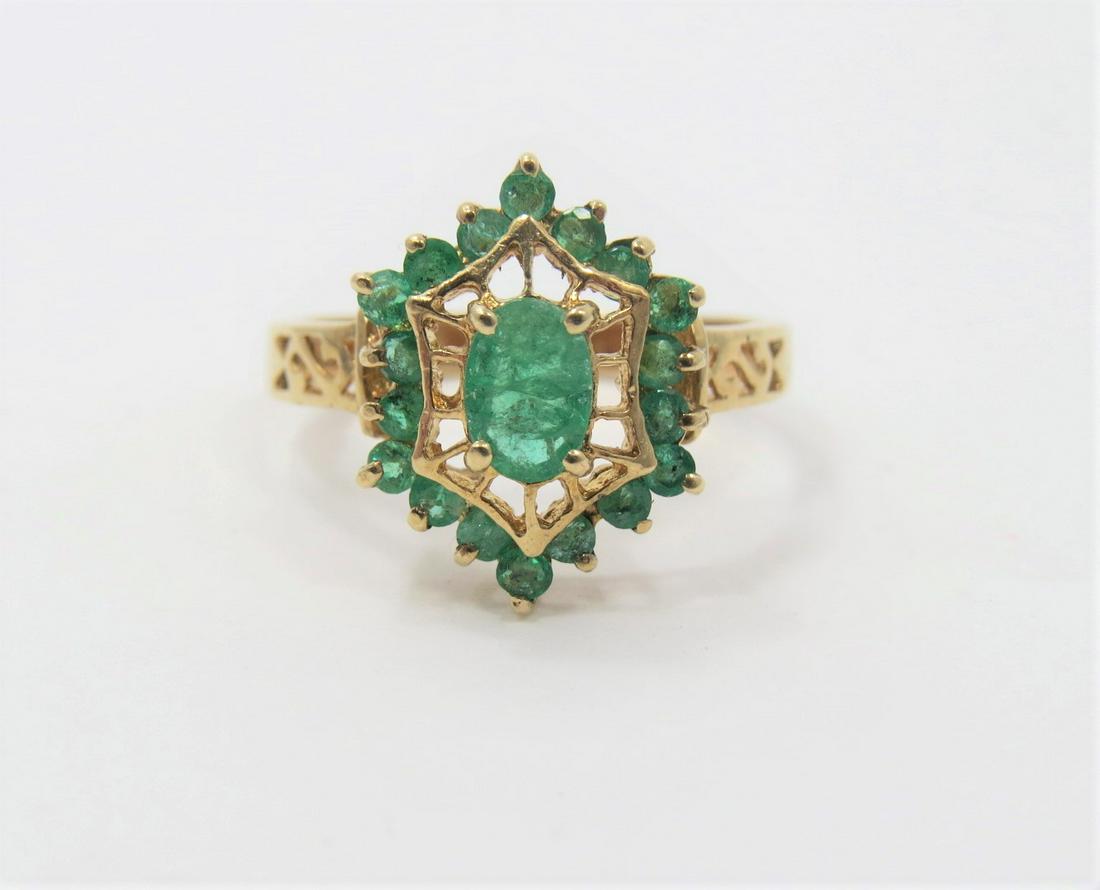 10K Yellow Gold Estate Emerald Ring (1 of 3)