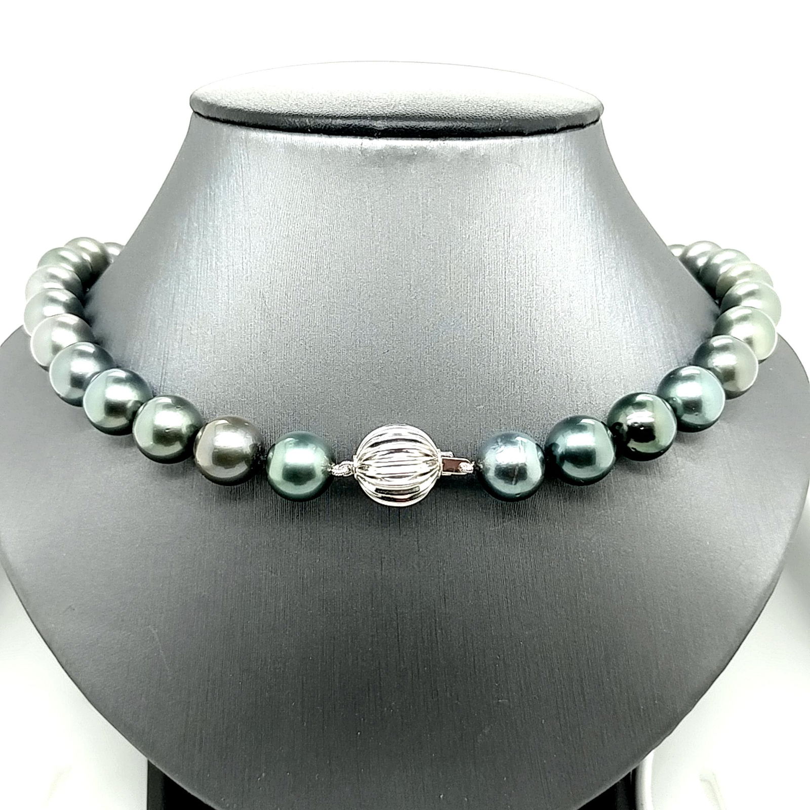 Certified Cultured Black Tahitian Pearl Strand (1 of 3)