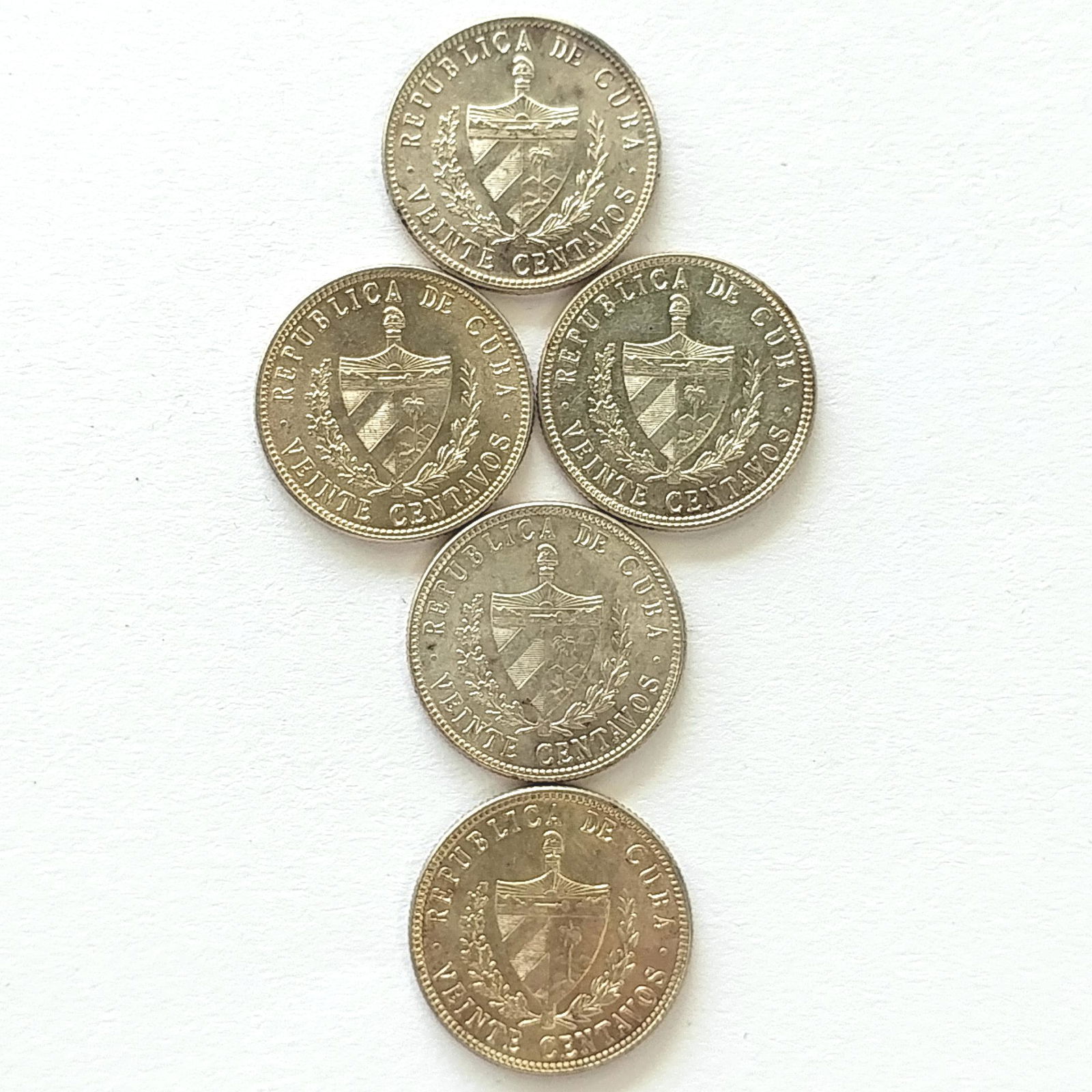 5 count Uncirculated Silver 1949 Cuba 20 Centavos (1 of 2)