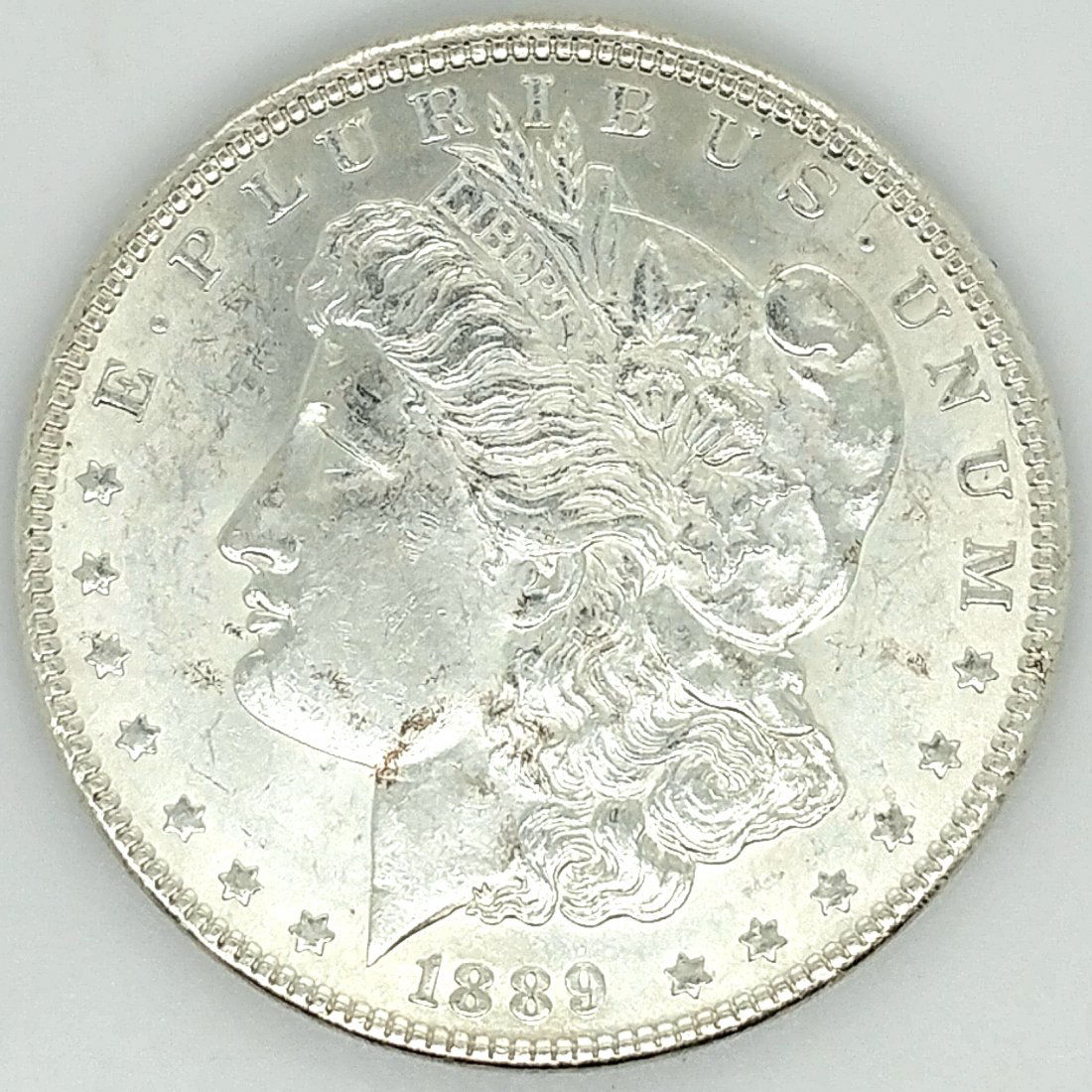 1889 Morgan Silver Dollar Choice unc. (1 of 2)