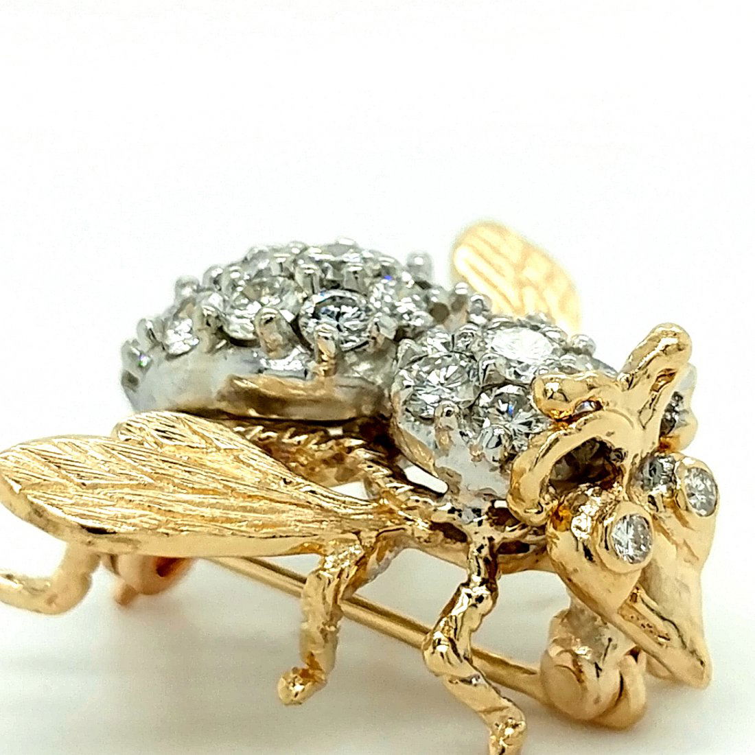 14K Yellow Gold Diamond Bee Brooch (1 of 7)