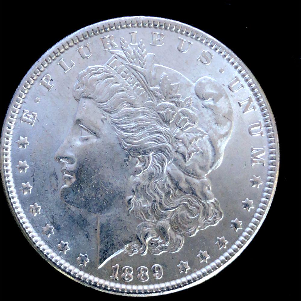 1889 Morgan Silver Dollar Choice unc. (1 of 2)