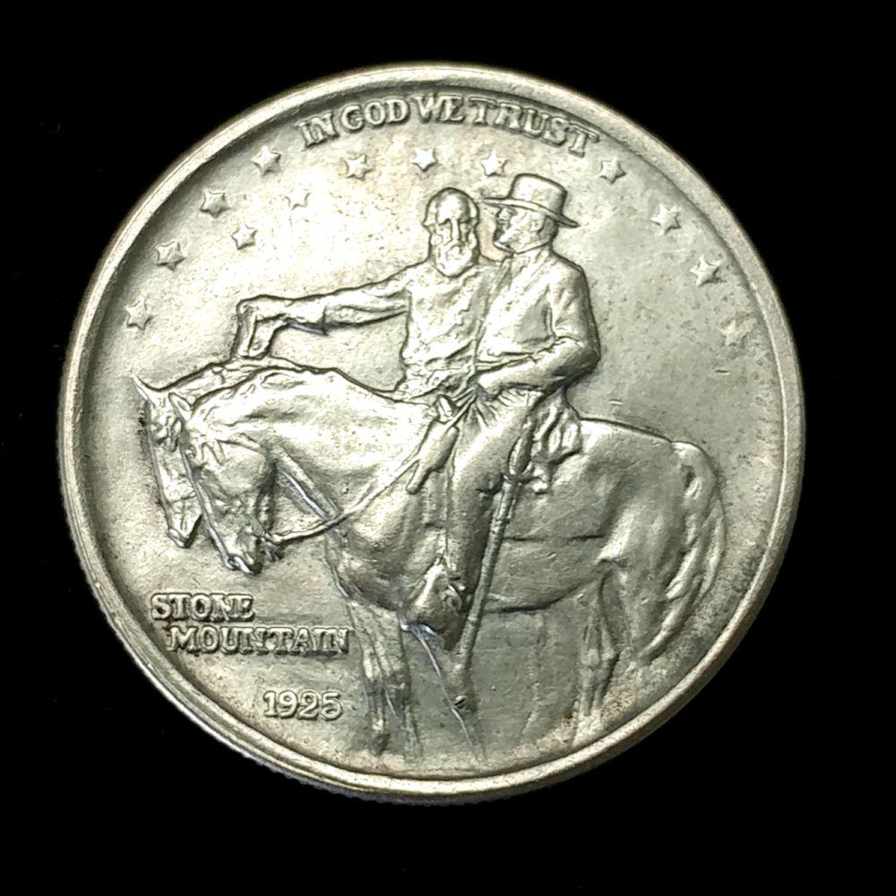 1925 Stone Mountain Silver Commemorative Halve Ch Unc. (1 of 2)